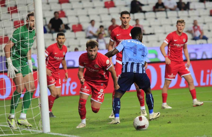 Trendyol Süper Lig: Antalyaspor: 1 - Adana Demirspor: 0 (ilk Yarı)