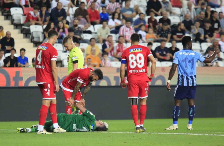 Trendyol Süper Lig: Antalyaspor: 1 - Adana Demirspor: 0 (ilk Yarı)