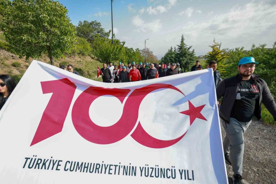 Kayseri Üniversitesi “gençlik Yürüyüşü” Etkinliği Gerçekleştirdi