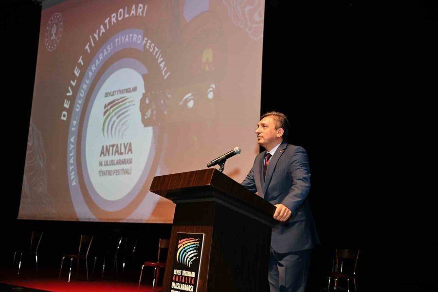 Antalya 14. Uluslararası Tiyatro Festivali Perdeyi Açtı