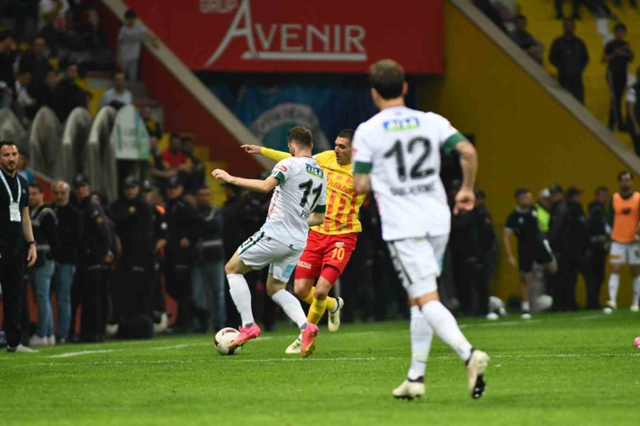Trendyol Süper Lig: Kayserispor: 2 - Konyaspor: 2 (maç Sonucu)