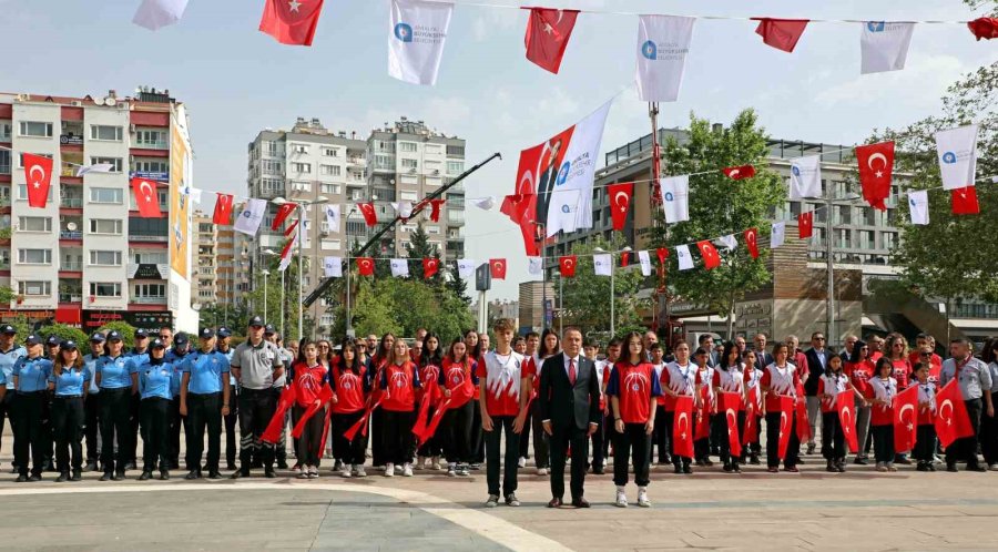 Büyükşehir Belediyesi’nde 19 Mayıs Coşkusu