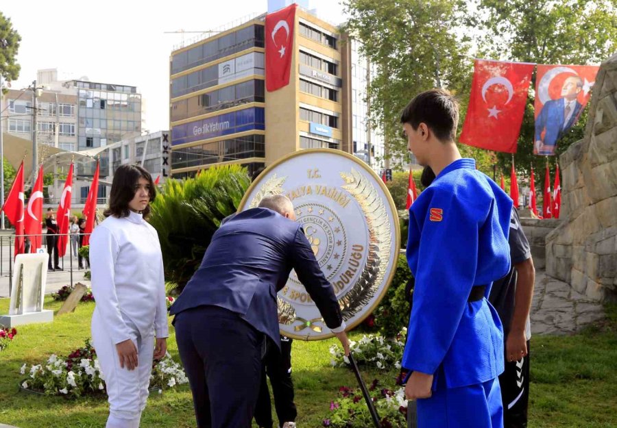 Antalya’da 19 Mayıs Coşkusu