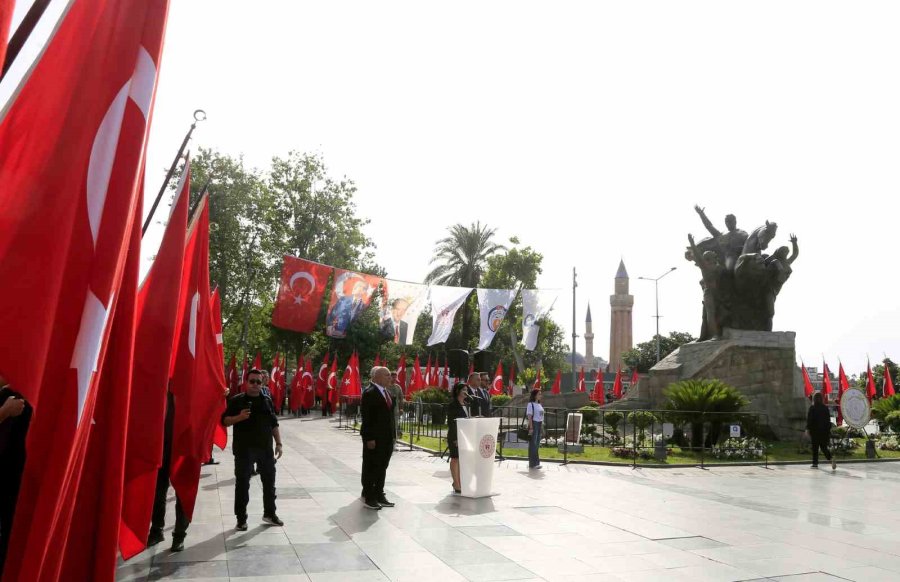 Antalya’da 19 Mayıs Coşkusu