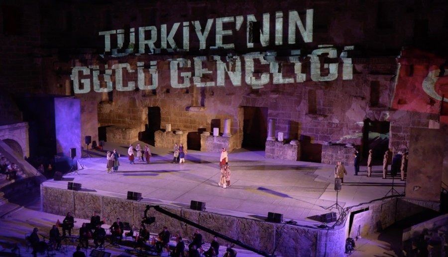 Aspendos’ta 19 Mayıs Şöleni