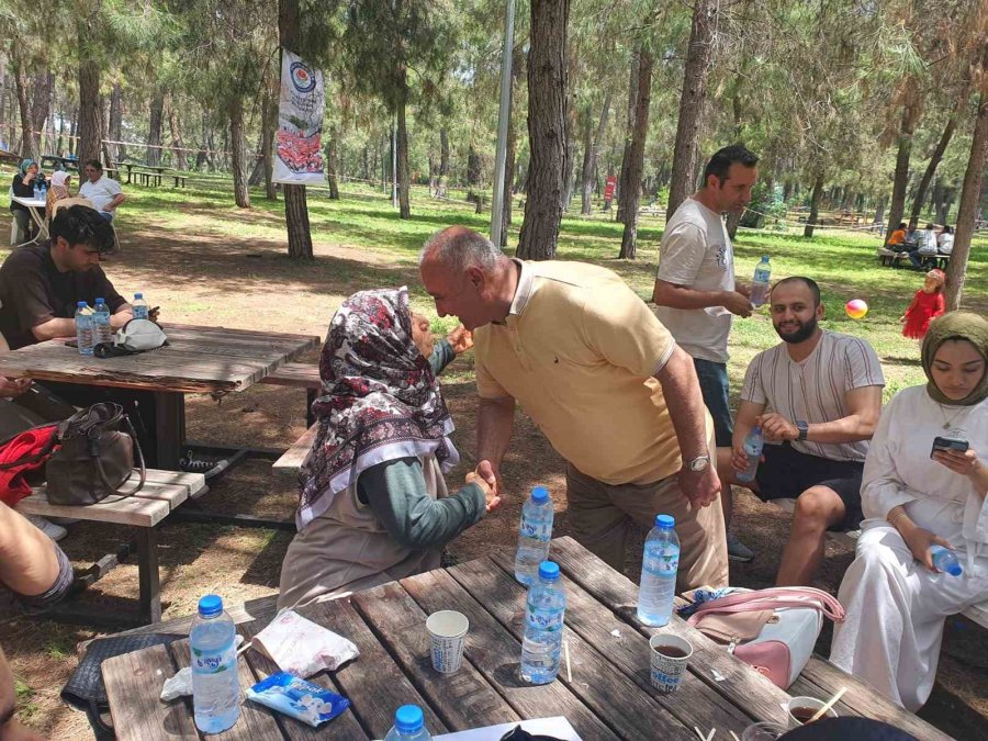 Eğitim Bir Sen Antalya Şubesinden Annelere Özel Piknik