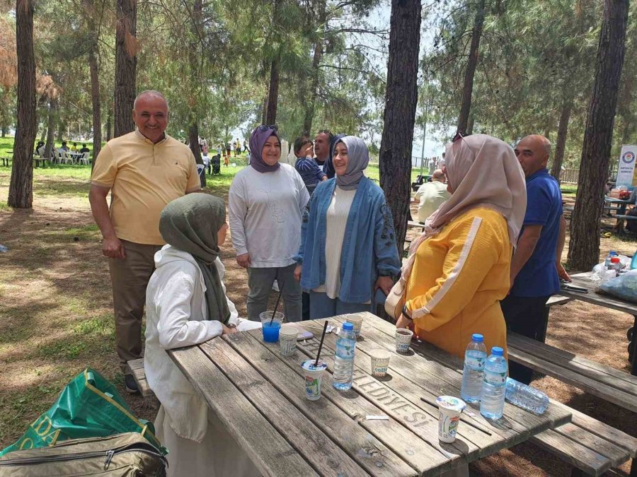 Eğitim Bir Sen Antalya Şubesinden Annelere Özel Piknik