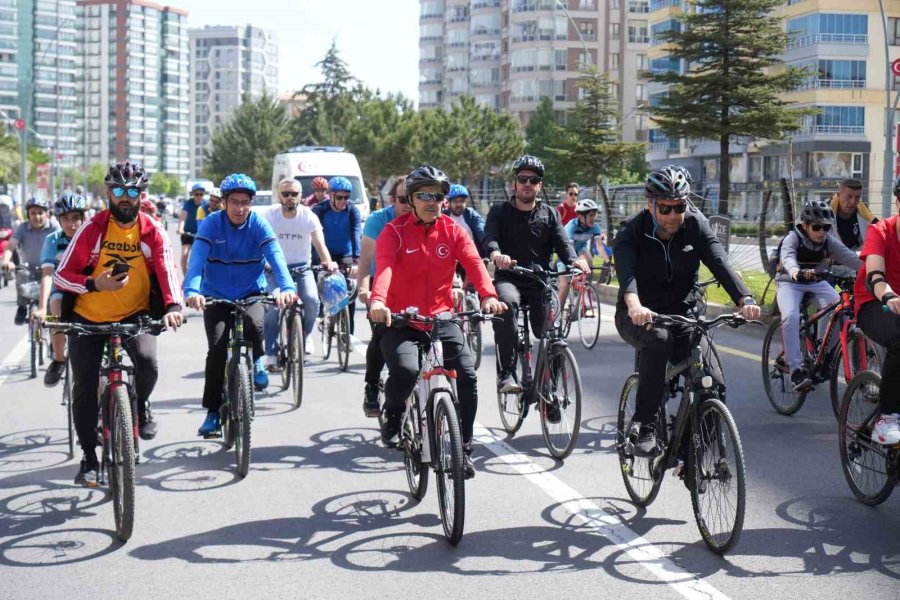 Niğde’de 19 Mayıs Gençlik Ve Spor Bayramı Coşkusu