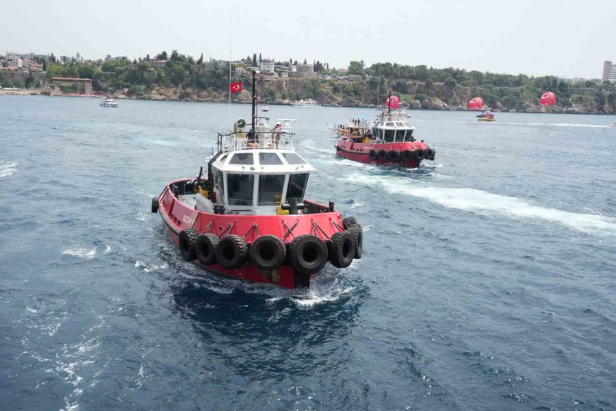 Antalya’da Deniz Korteji