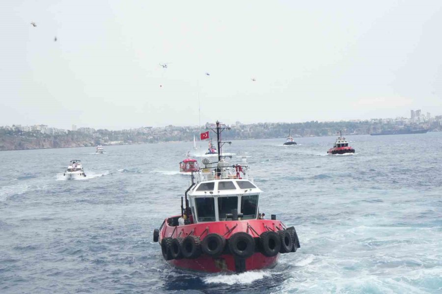 Antalya’da Deniz Korteji