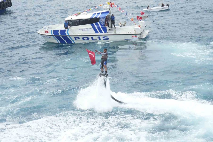 Antalya’da Deniz Korteji