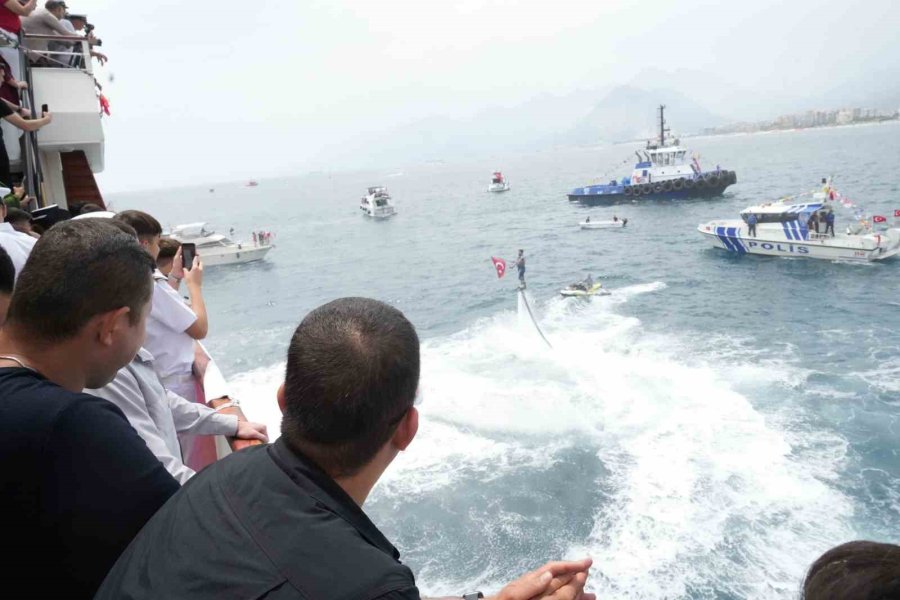 Antalya’da Deniz Korteji