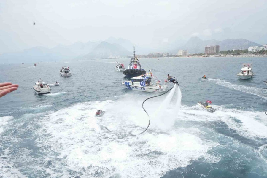 Antalya’da Deniz Korteji