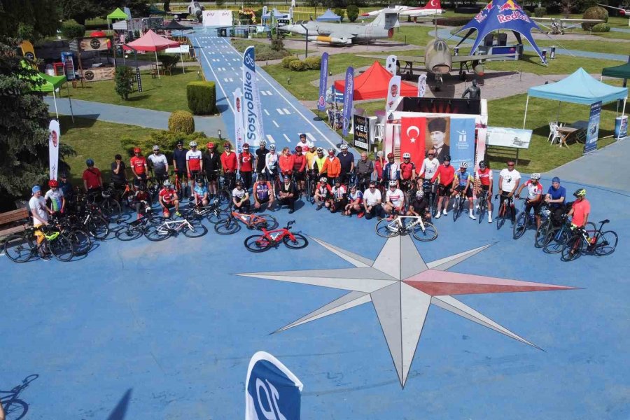 19 Mayıs’ta 100 Kilometre Pedalladılar