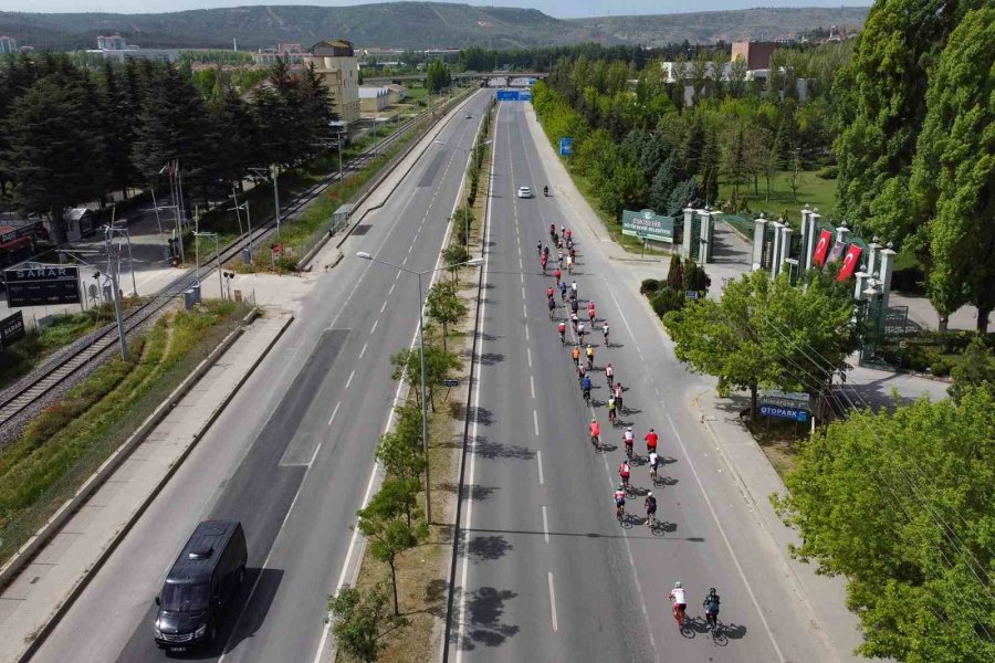 19 Mayıs’ta 100 Kilometre Pedalladılar