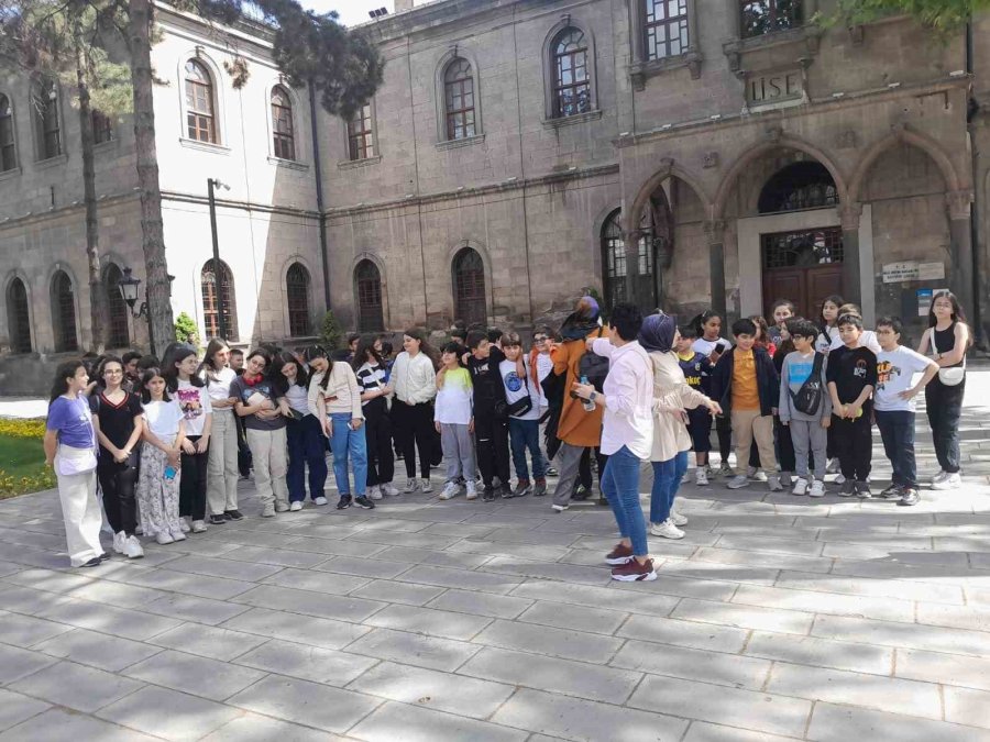 Müzeler Günü’nde Büyükşehir’in Müzelerine Yoğun İlgi