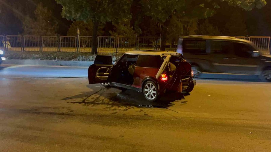 Alkollü Sürücü Kaza Sonrası Önce Röportaj Verdi Sonra Bayıldı