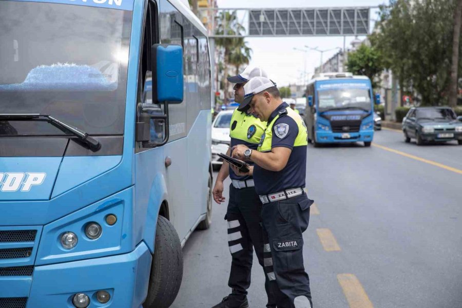 Mersin’de Zabıta Ekipleri Yolcu Güvenliği İçin Araç Denetimlerini Sıklaştırdı