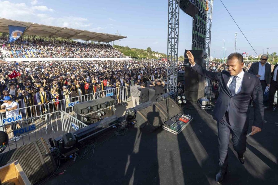 Seçer: "mersin, Öğrenci Kentidir"