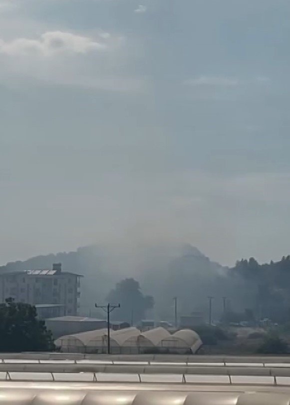 Alanya’da Makilik Alanda Çıkan Yangın Söndürüldü