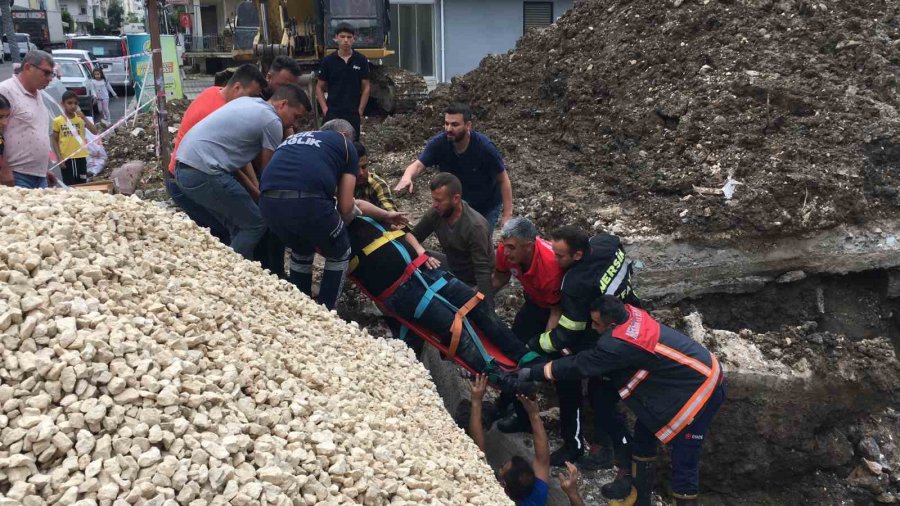 Üzerine Beton Blok Yıkılan İşçi Yaralandı