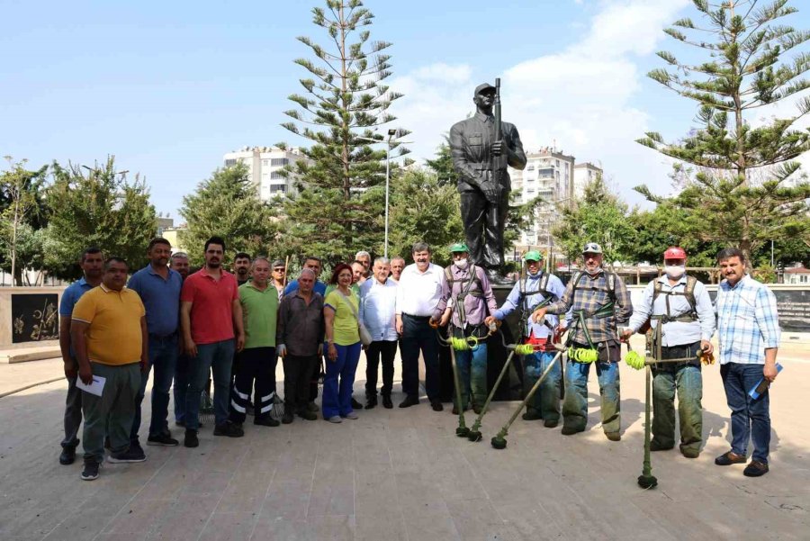 Yıldız, Mehmetçik Parkı’ndaki Bakım Ve Yenileme Çalışmalarını İnceledi