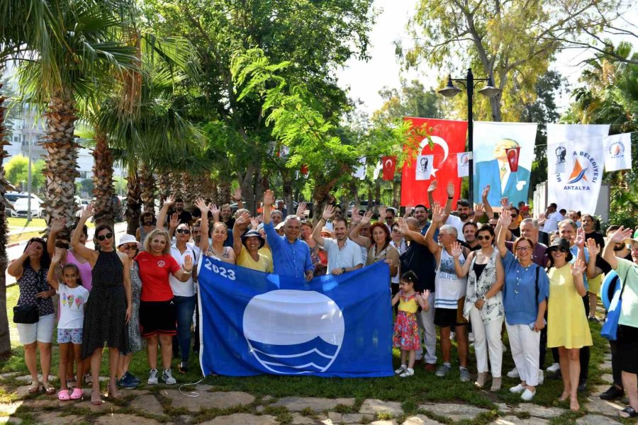 Muratpaşa’nın Tüm Plajları Mavi Bayraklı