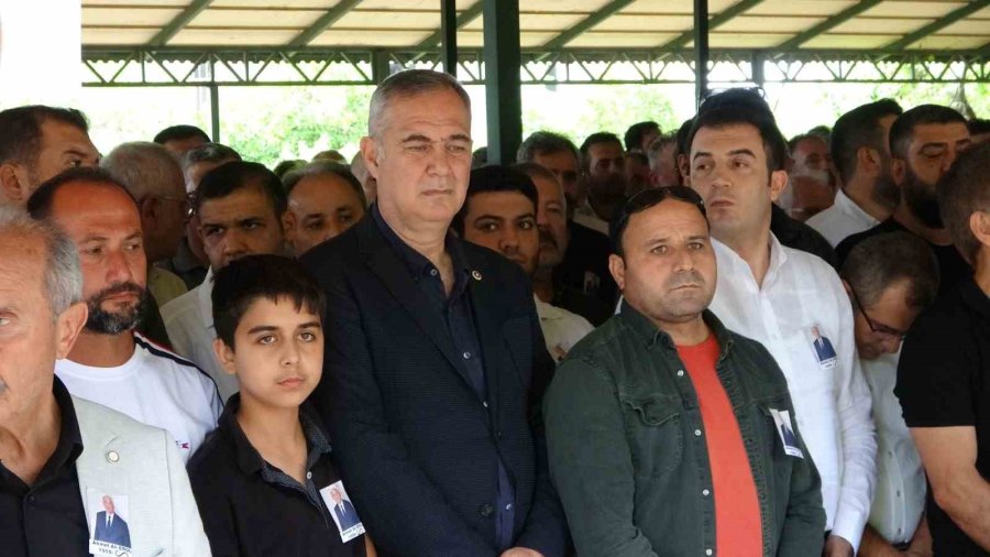 Ak Parti Manavgat İlçe Başkanı Erol Toprağa Verildi