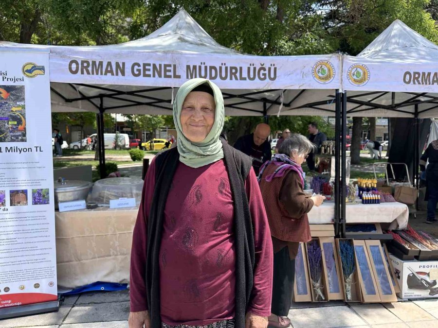 Türk Mutfağı Haftası Etkinliklerinde Kadınların El Emeği Ürünleri Yoğun İlgi Görüyor