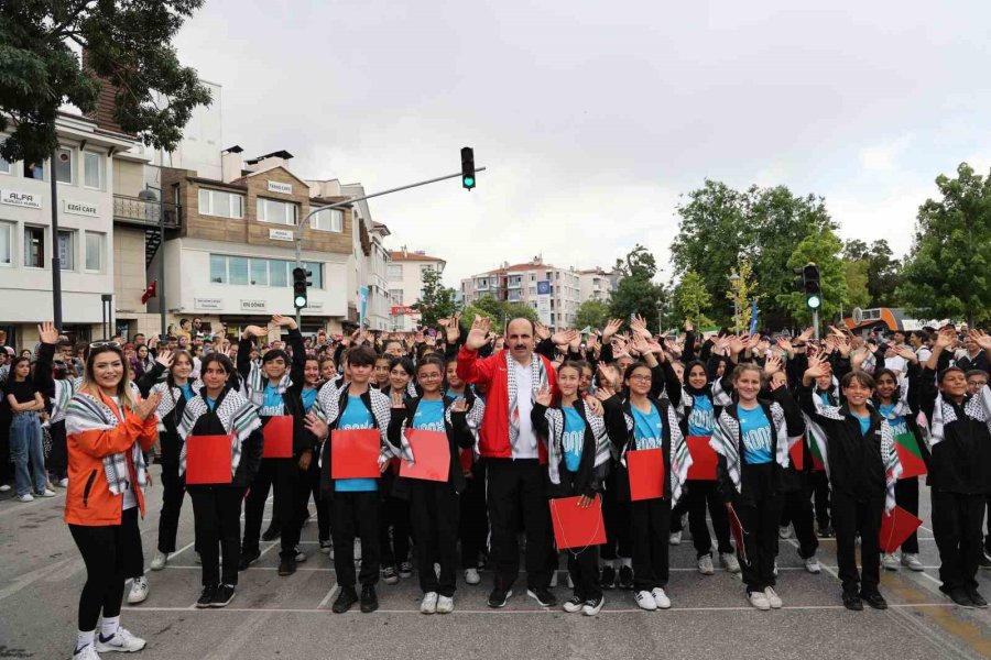 3. Uluslararası Konya Yarı Maratonu Büyük Bir Coşkuyla Koşuldu