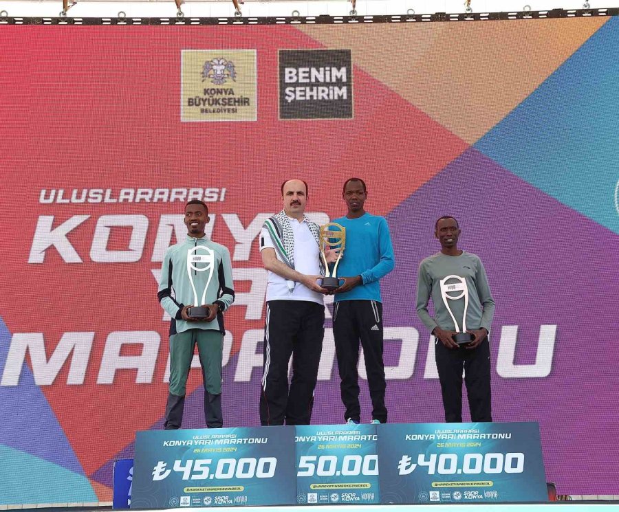 3. Uluslararası Konya Yarı Maratonu Büyük Bir Coşkuyla Koşuldu