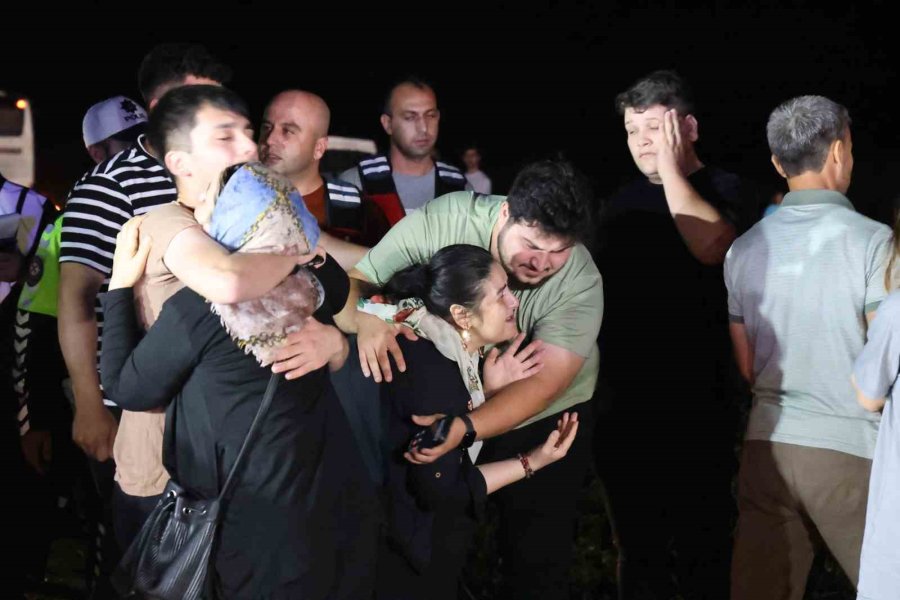Mersin’deki Feci Kazada Gözyaşları Sel Oldu
