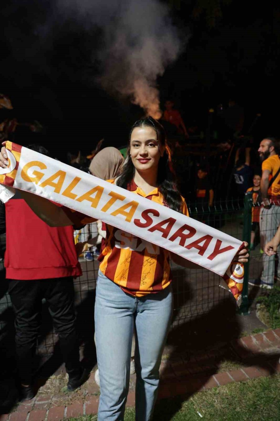 Galatasaray’ın 24. Şampiyonluğu Aksaray’da Coşkuyla Kutlandı