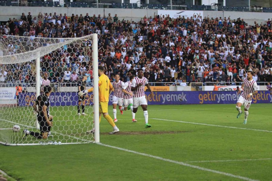 Trendyol Süper Lig: Hatayspor: 1 - Çaykur Rizezpor: 0 (ilk Yarı)