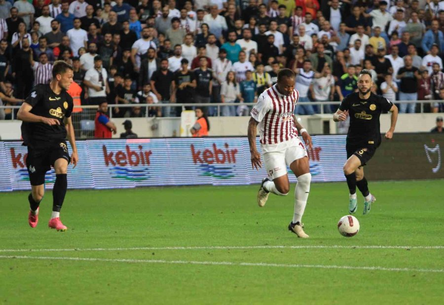 Trendyol Süper Lig: Hatayspor: 1 - Çaykur Rizezpor: 0 (ilk Yarı)