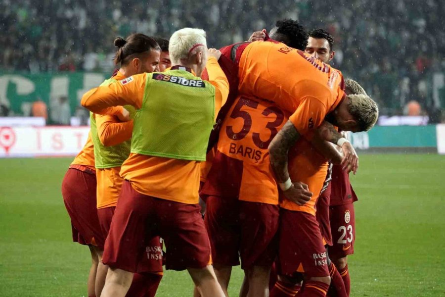 Trendyol Süper Lig: Konyaspor: 1 - Galatasaray: 3 (maç Sonucu)