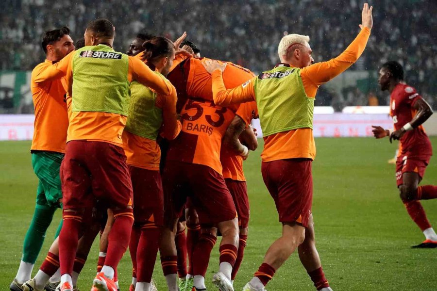 Trendyol Süper Lig: Konyaspor: 1 - Galatasaray: 3 (maç Sonucu)