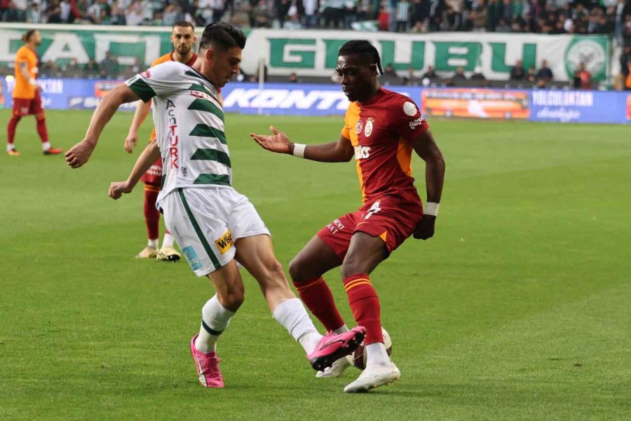 Trendyol Süper Lig: Konyaspor: 0 - Galatasaray: 1 (ilk Yarı)