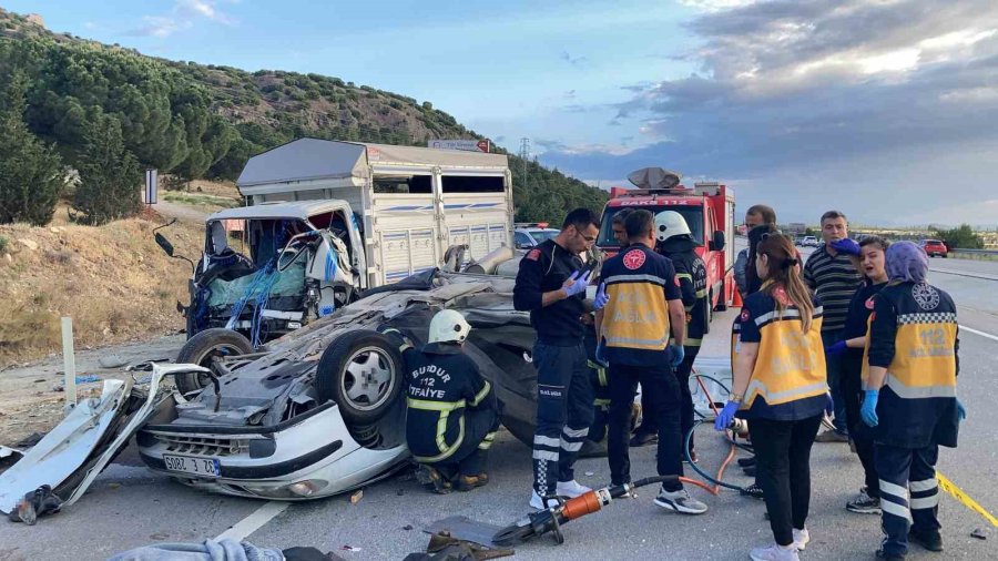 Burdur’da Feci Kaza: 3 Ölü, 2 Yaralı