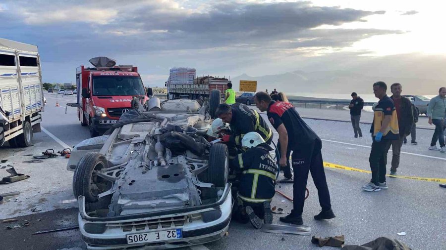 Burdur’da Feci Kaza: 3 Ölü, 2 Yaralı