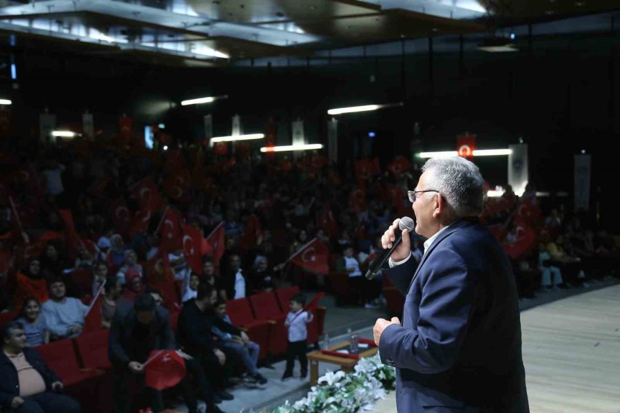 Kaymek’ten Coşkulu Yıl Sonu Programı