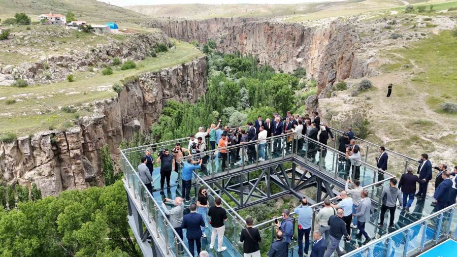 Ihlara Vadisinin Cam Terası, Bakan Ersoy Tarafından Açıldı