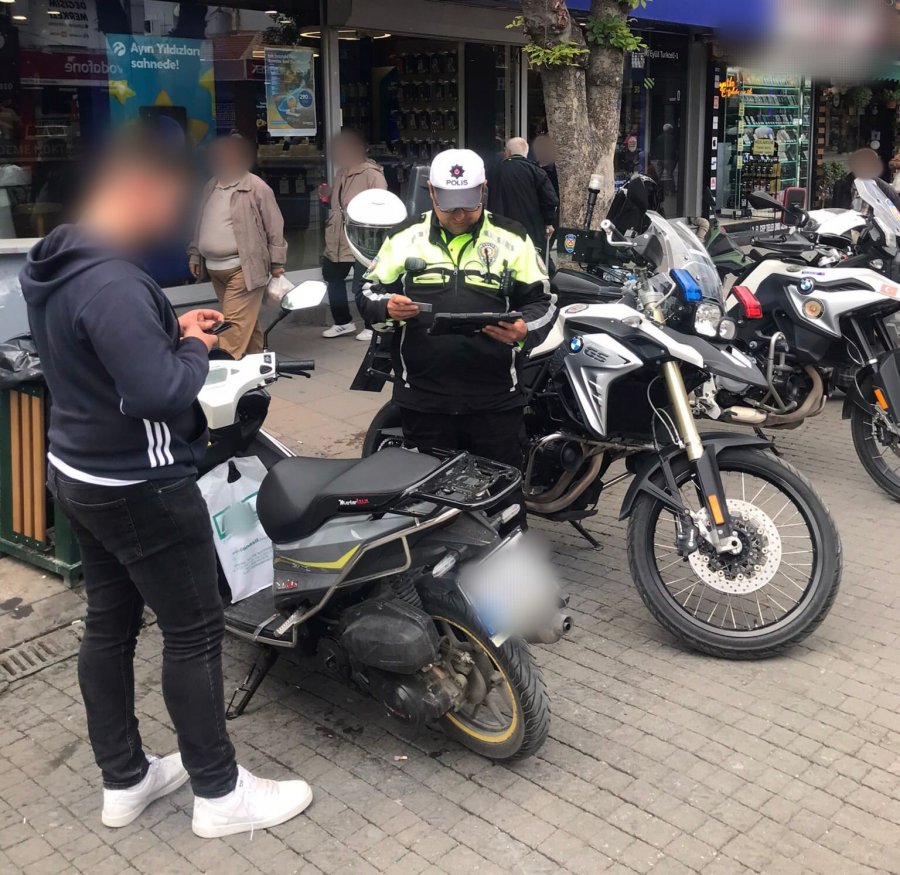 Yaya Yollarında Kullanılan 103 Motosiklete Ceza Kesildi