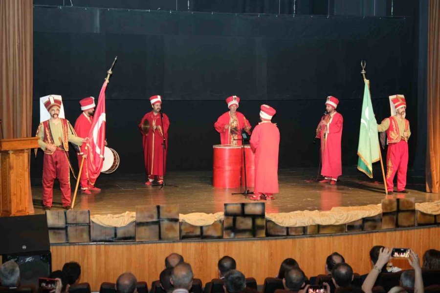 Karaman’da İstanbul’un Fethi Kutlandı