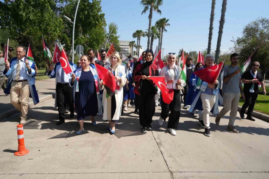 Akdeniz Üniversitesi Senatosu İsrail’i Kınadı