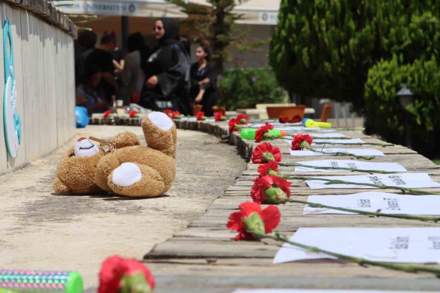 Mersin’de ’uluslararası Çatışma Kurbanı Masum Çocuklar Günü’ Etkinliği Düzenlendi