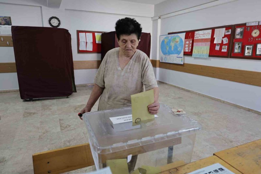 Aksaray’ın Güzelyurt İlçesinde Seçmen Tekrar Sandık Başında