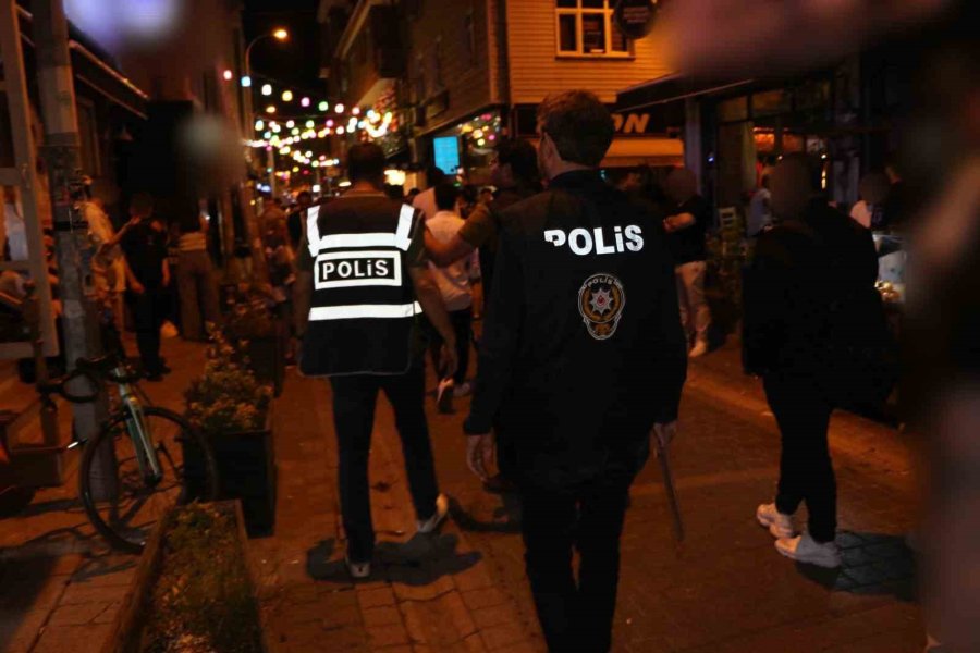 Polis Ekiplerinden Kent Merkezinde Asayiş Uygulaması