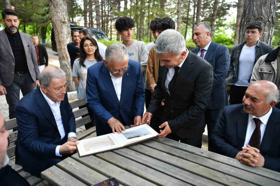 Pazarören Fen Lisesi’nden Büyükkılıç’a Sürpriz