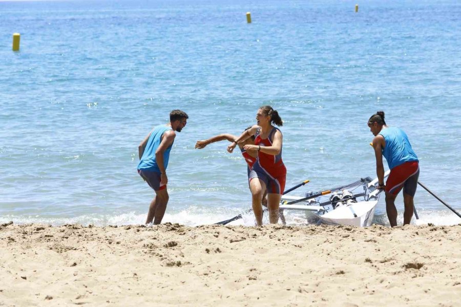 Manavgat’ta Deniz Küreği Çoşkusu Yaşandı